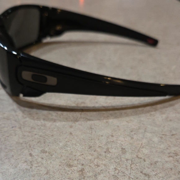 Oakley Fuel Cell Polarized Sunglasses